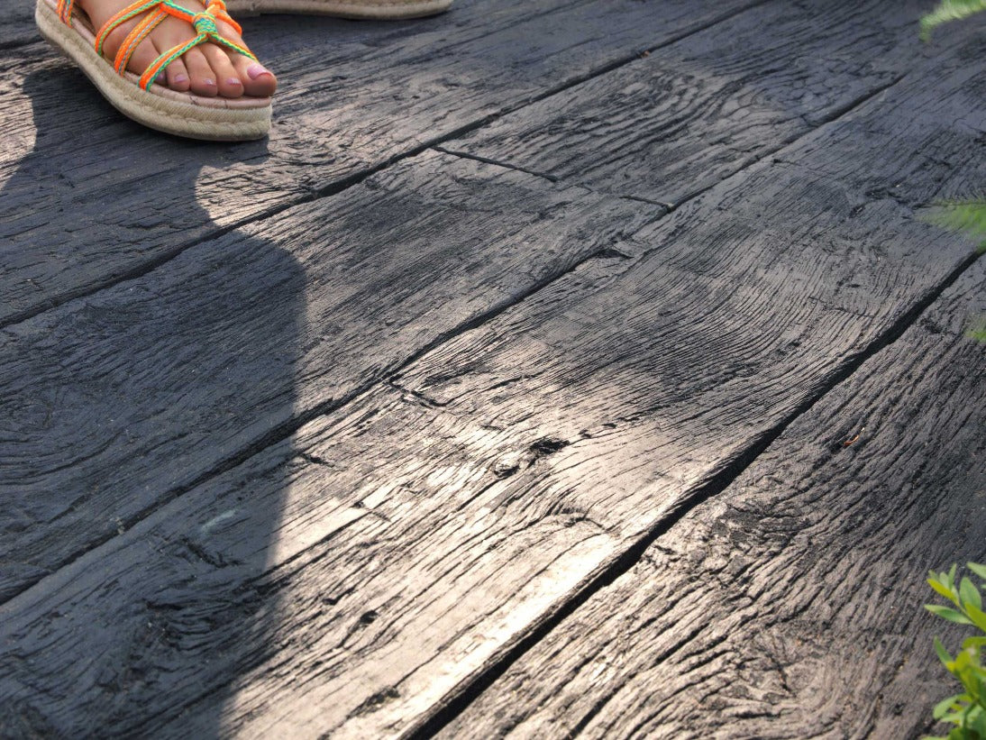 Embered - Weathered Oak - Composite Decking Specialist
