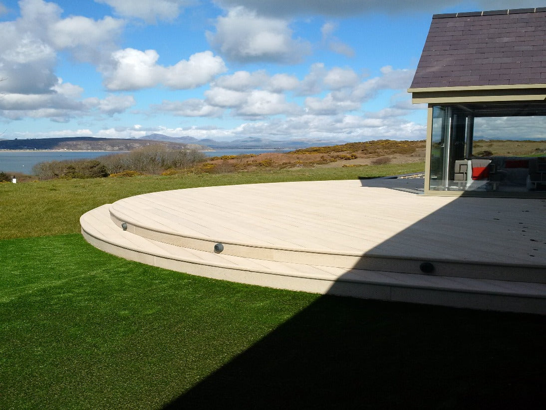 Bullnose Flexible Edging - 50mm wide - Composite Decking Specialist